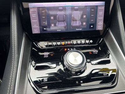 2023 Jeep Grand Wagoneer Series II