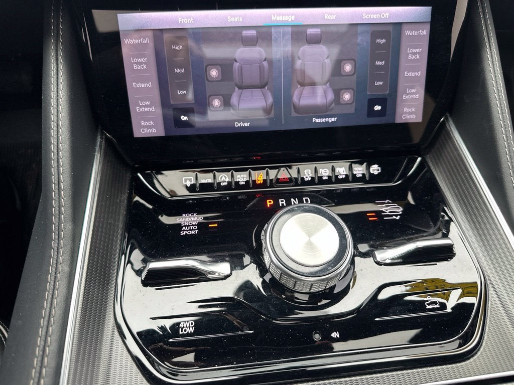 2023 Jeep Grand Wagoneer Series II