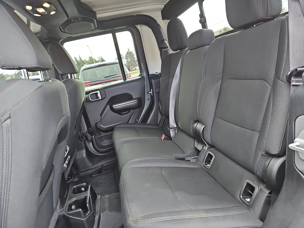 2021 Jeep Gladiator Willys