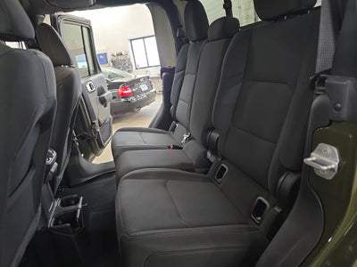 2022 Jeep Gladiator Sport