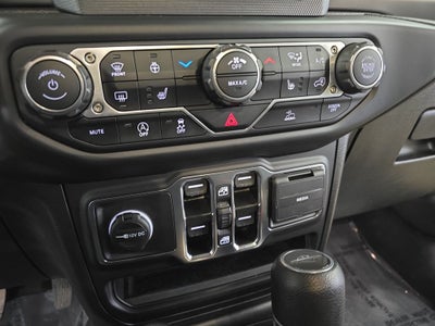 2022 Jeep Gladiator Sport