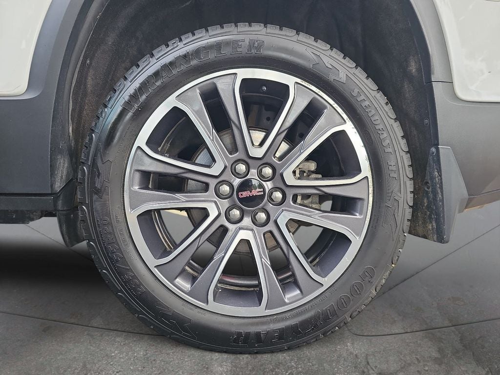 2020 GMC Acadia AT4