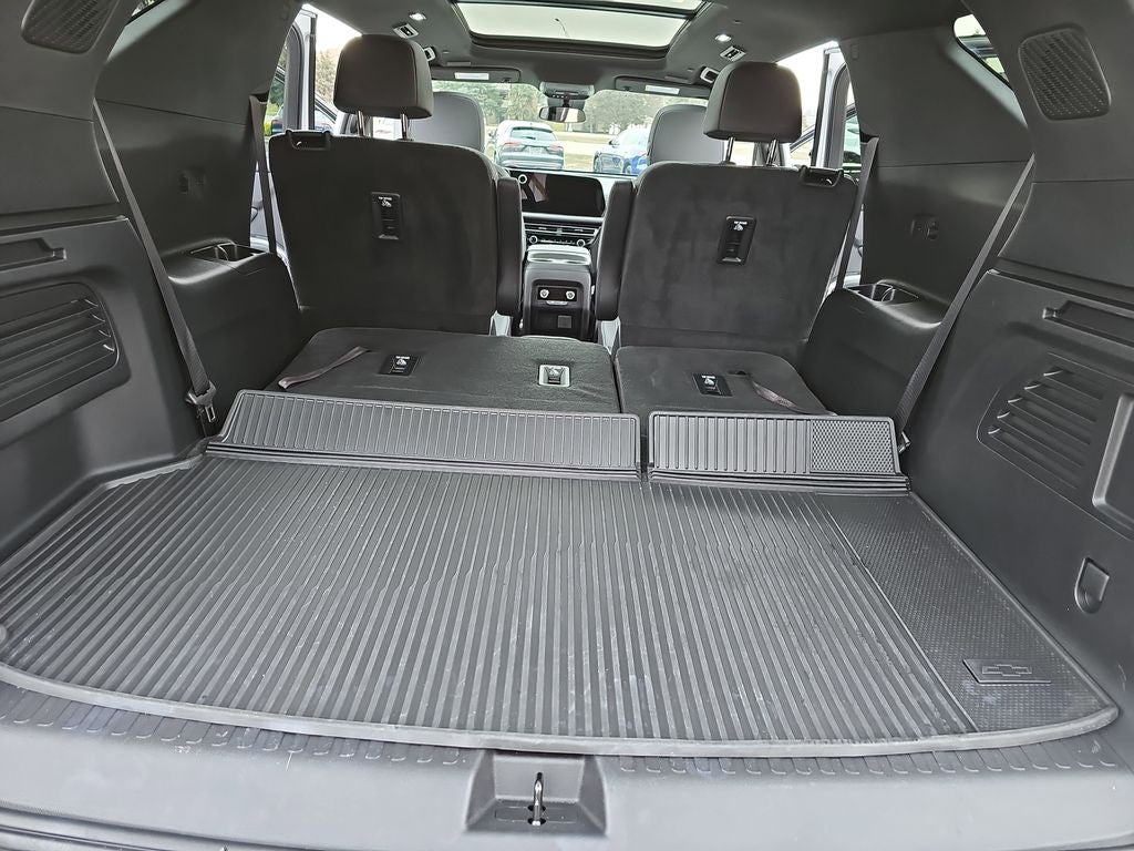 2025 Chevrolet Traverse LT 2LT