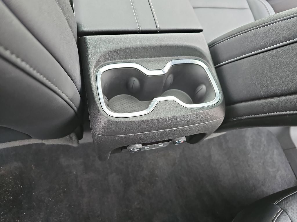 2025 Chevrolet Traverse LT 2LT