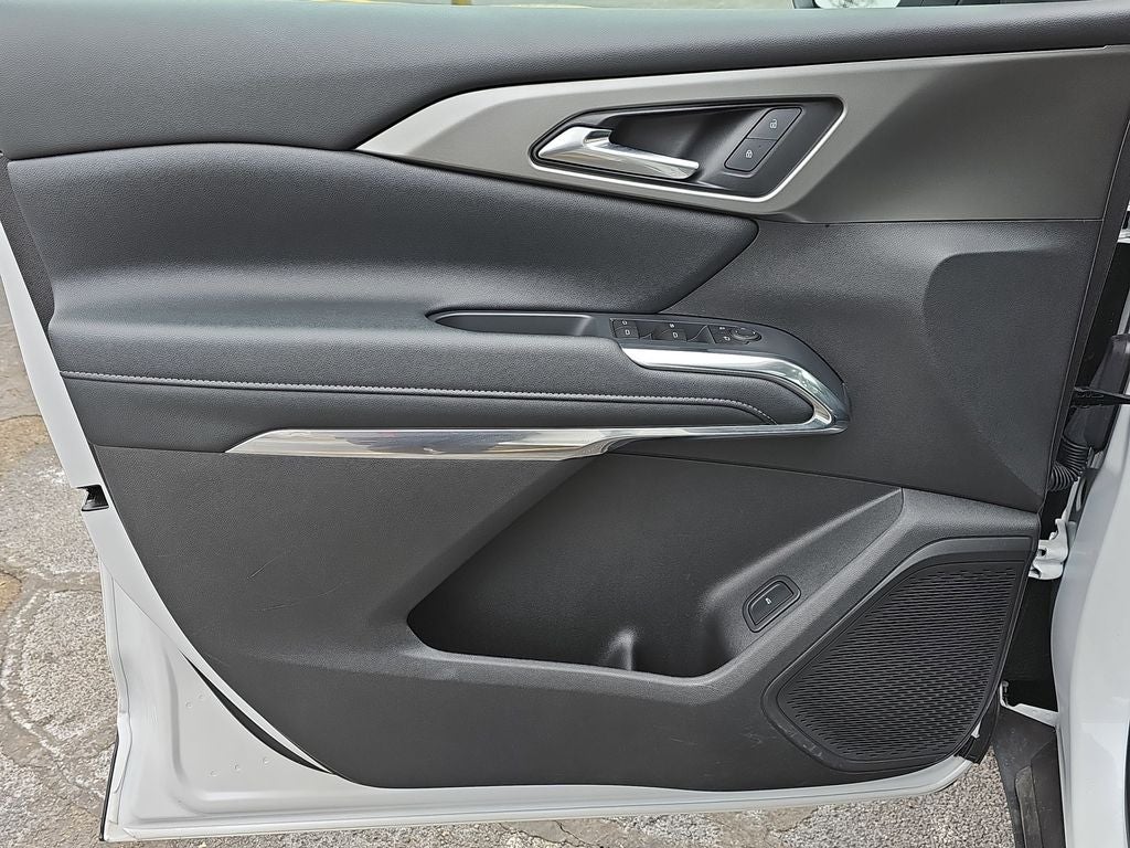 2025 Chevrolet Traverse LT 2LT