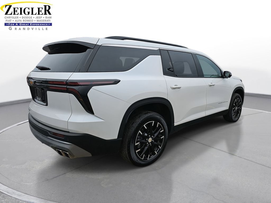 2025 Chevrolet Traverse LT 2LT