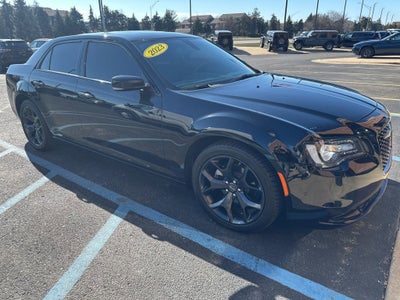 2023 Chrysler 300 S Comfort Group Package