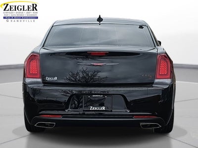 2023 Chrysler 300 S Comfort Group Package