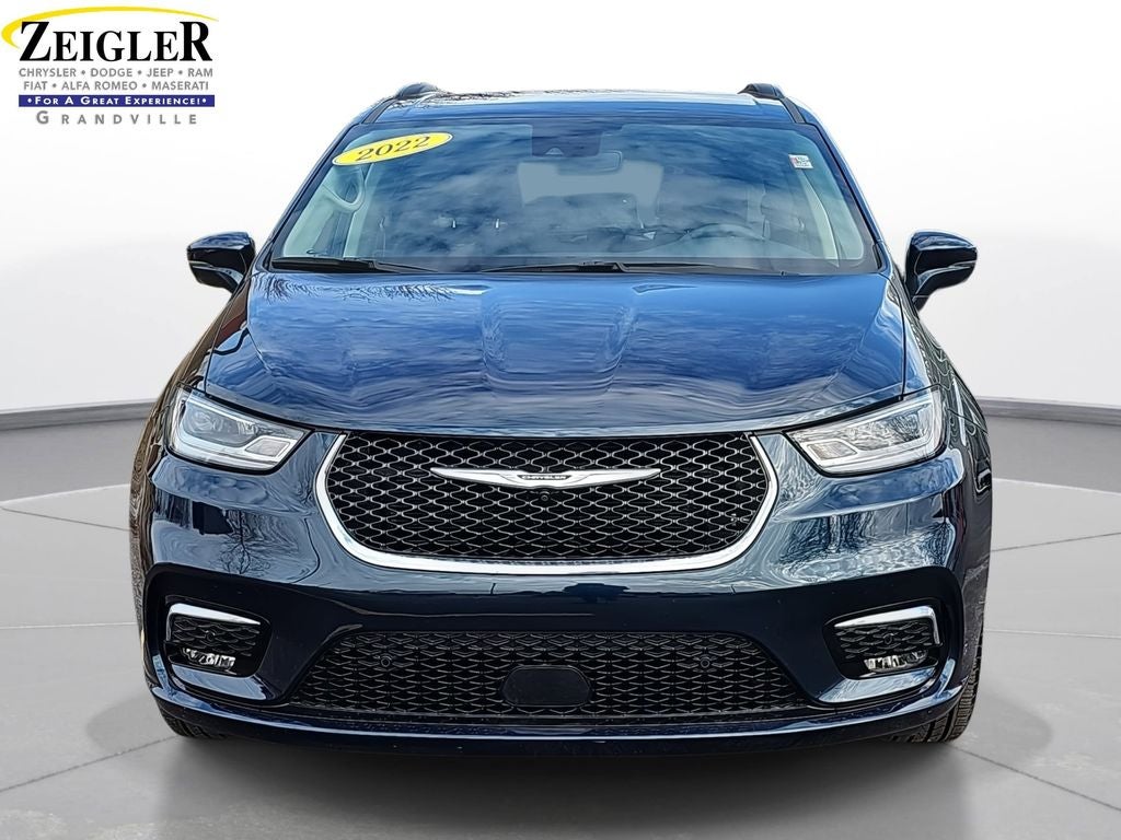 2022 Chrysler Pacifica Touring L AWD