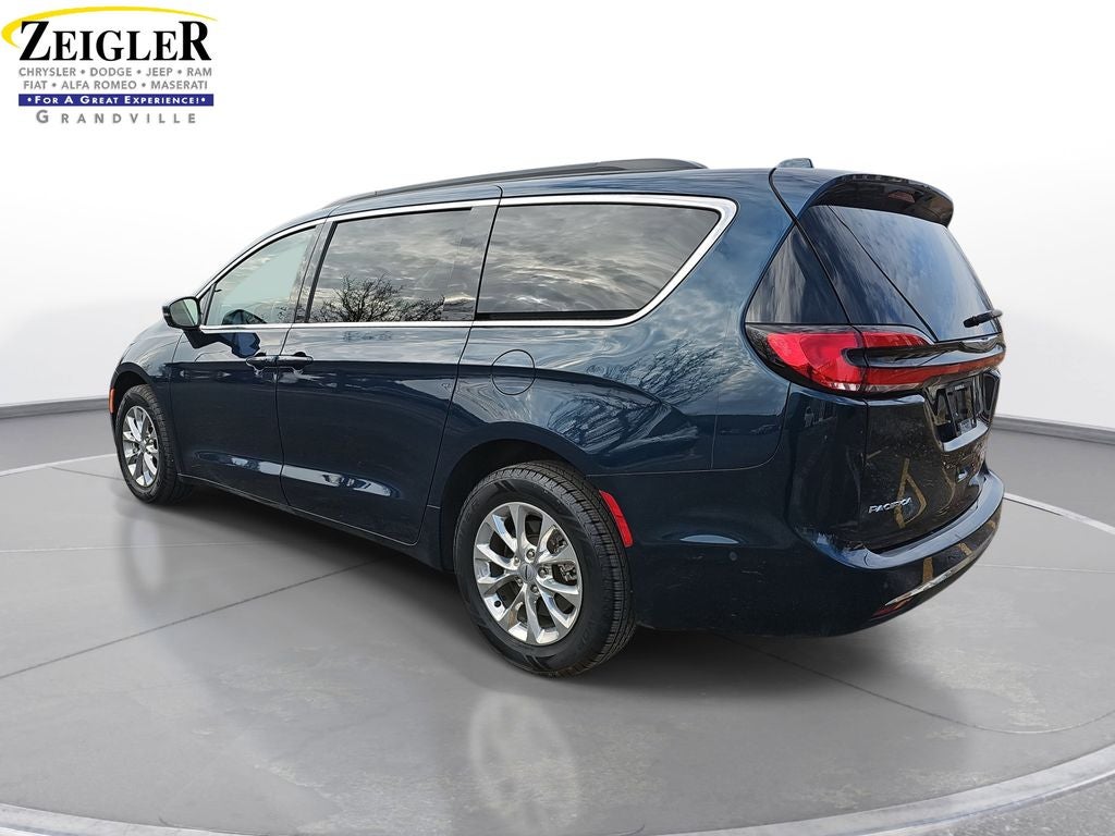 2022 Chrysler Pacifica Touring L AWD
