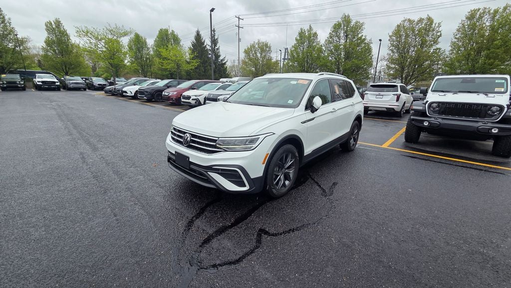 2023 Volkswagen Tiguan 2.0T SE