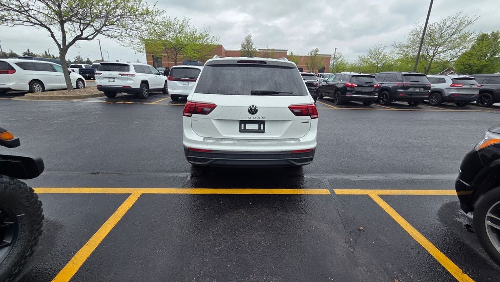 2023 Volkswagen Tiguan 2.0T SE