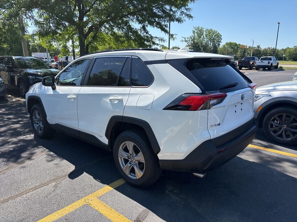 2022 Toyota RAV4 Hybrid LE