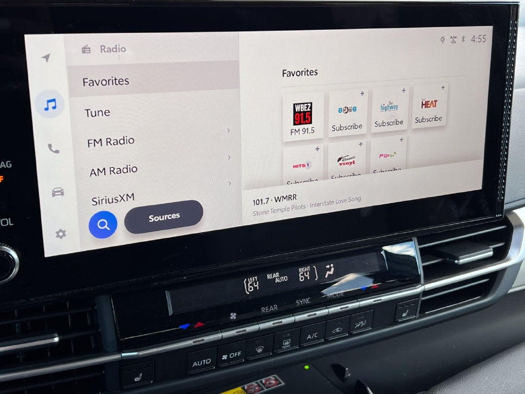 2025 Toyota Sienna XLE 8 Passenger