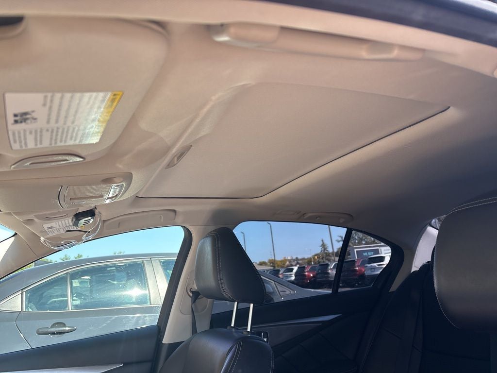 2015 INFINITI Q50 Sport