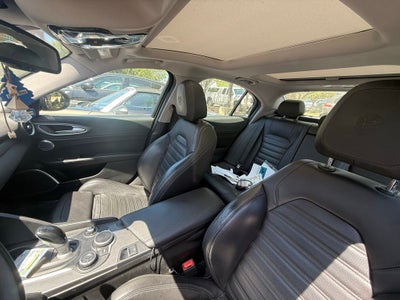 2019 Alfa Romeo Giulia Ti Sport