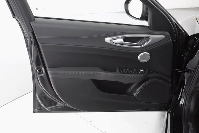 2024 Alfa Romeo Giulia Ti