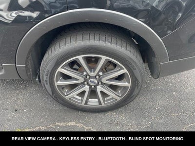 2015 Ford Explorer XLT SUPER CLEAN