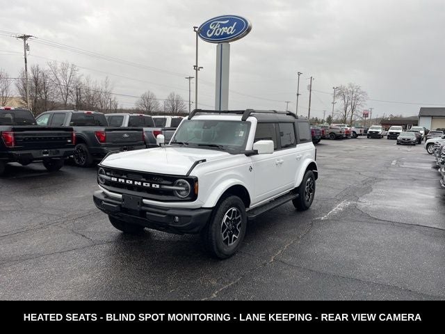 2023 Ford Bronco Outer Banks HARD TOP