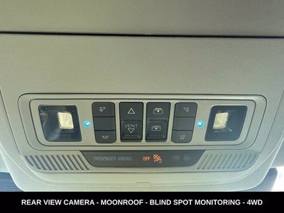 2023 Ford Explorer XLT TWIN PANEL MOONROOF