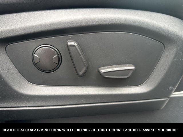 2022 Ford Explorer XLT 4WD