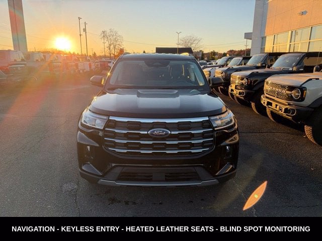 2025 Ford Explorer Active 4WD