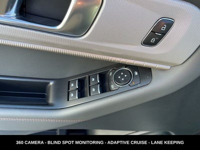2025 Ford Explorer Active 4WD COMFORT PACK