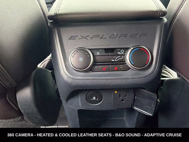 2026 Ford Explorer Platinum 4WD