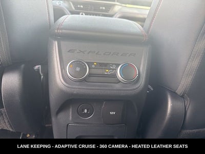 2025 Ford Explorer ST-Line 4WD