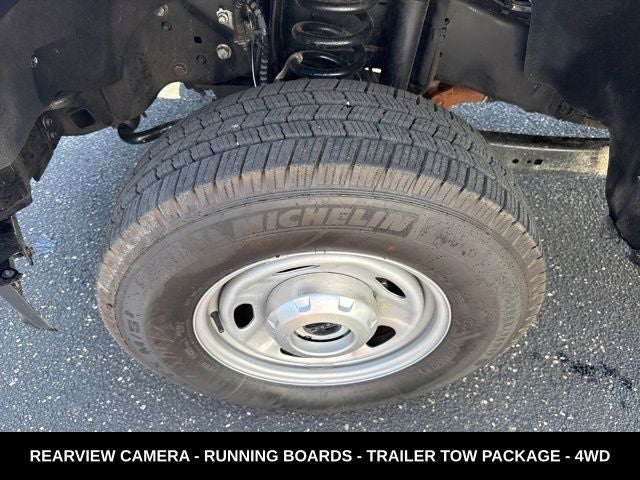 2025 Ford F-350SD XL LOW MILES