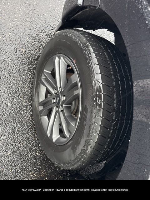 2023 Ford F-150 Lariat TWIN PANEL MOONROOF