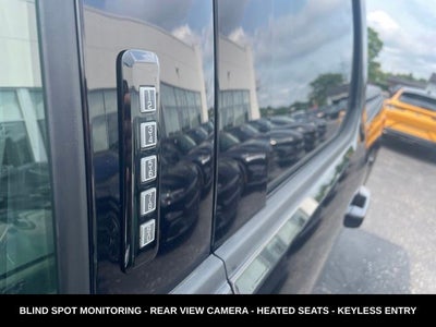 2022 Ford F-150 XLT BLACKOUT PACKAGE