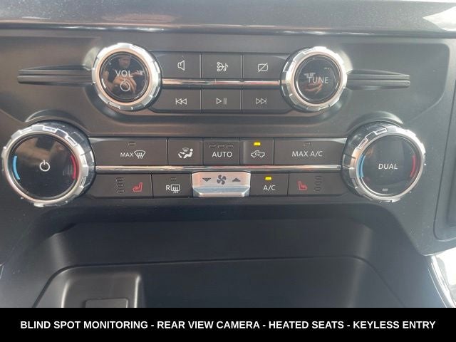 2022 Ford F-150 XLT BLACKOUT PACKAGE