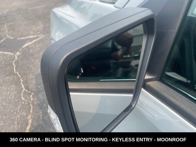 2024 Ford F-150 XLT TWIN PANEL MOONROOF
