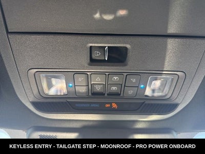 2024 Ford F-150 XLT TWIN PANEL MOONROOF