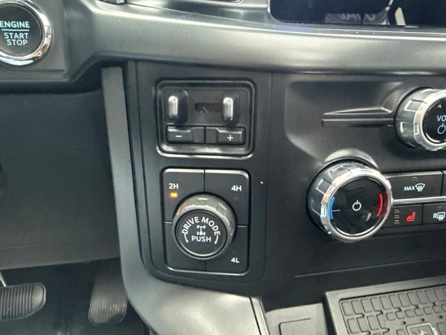 2024 Ford F-150 XLT TWIN PANEL MOONROOF