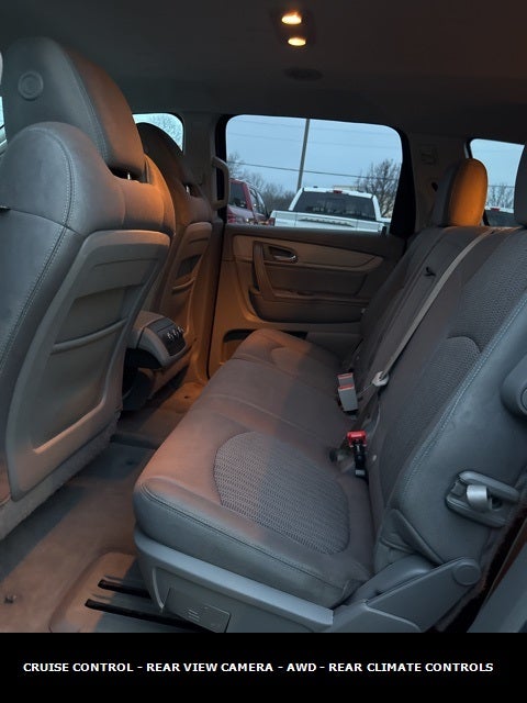 2017 Chevrolet Traverse LS AWD