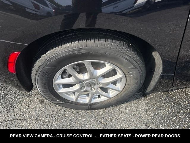 2024 Chrysler Pacifica Touring L STOW N GO SEATING