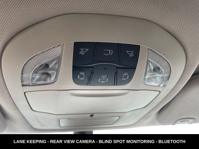 2023 Chrysler Pacifica Touring L HEATED SEATS & STEERING WHEEL