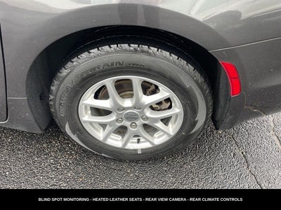 2023 Chrysler Pacifica Touring L HEATED SEATS & STEERING WHEEL