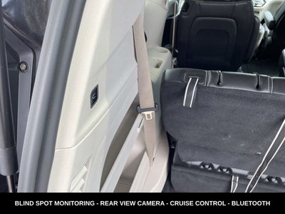 2023 Chrysler Pacifica Touring L HEATED SEATS & STEERING WHEEL