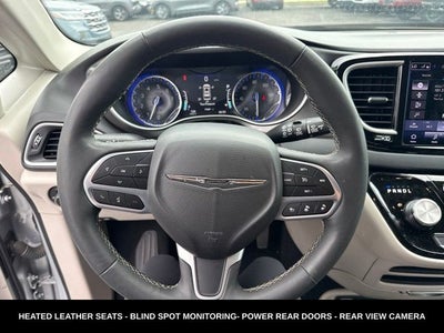 2024 Chrysler Pacifica Touring L STOW N GO SEATING