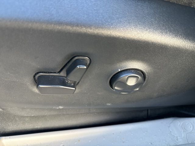 2023 Chrysler Pacifica Touring L STOW N GO SEATING