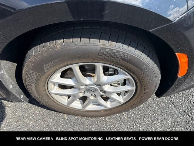 2024 Chrysler Pacifica Touring L STOW N GO SEATING