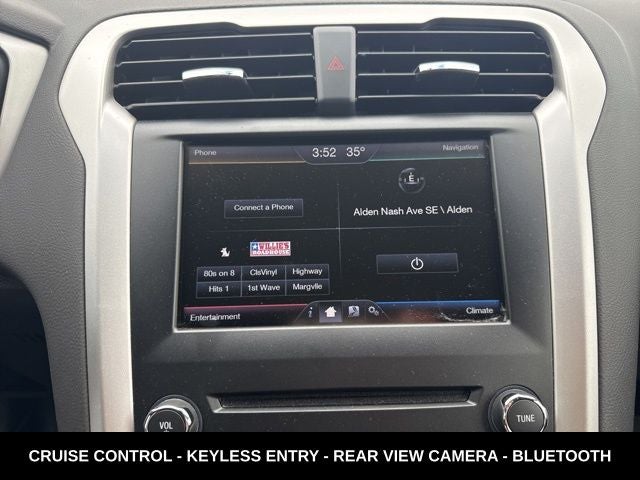 2013 Ford Fusion Hybrid SE LOW MILE HYBRID