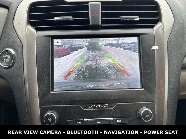 2019 Ford Fusion Hybrid SE 42 MPG