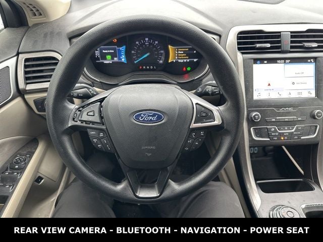 2019 Ford Fusion Hybrid SE 42 MPG