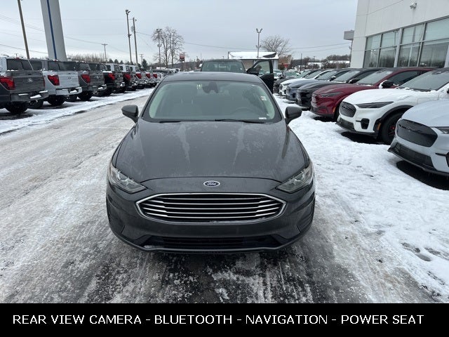 2019 Ford Fusion Hybrid SE 42 MPG