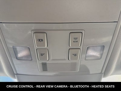 2024 Volkswagen Taos 1.5T SE ONE OWNER