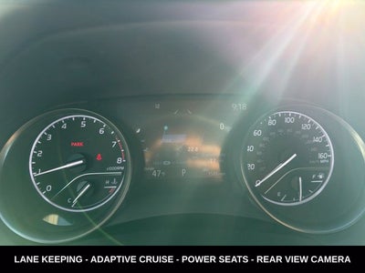 2022 Toyota Camry SE LOW MILEAGE LOCAL TRADE